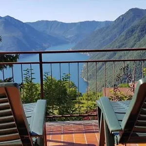  Apartment Villamarinapigra Lake View Apatments