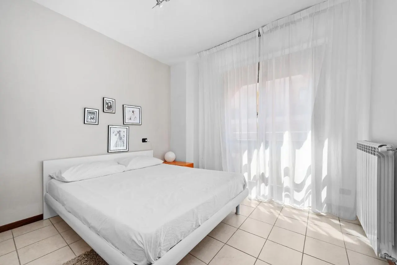 Ferienwohnung Casacamelia 35, 3 Bdrm With View Lake Como Acquaseria 0*,  Italien
